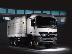 Mercedes-Benz Actros 3341 2002 года